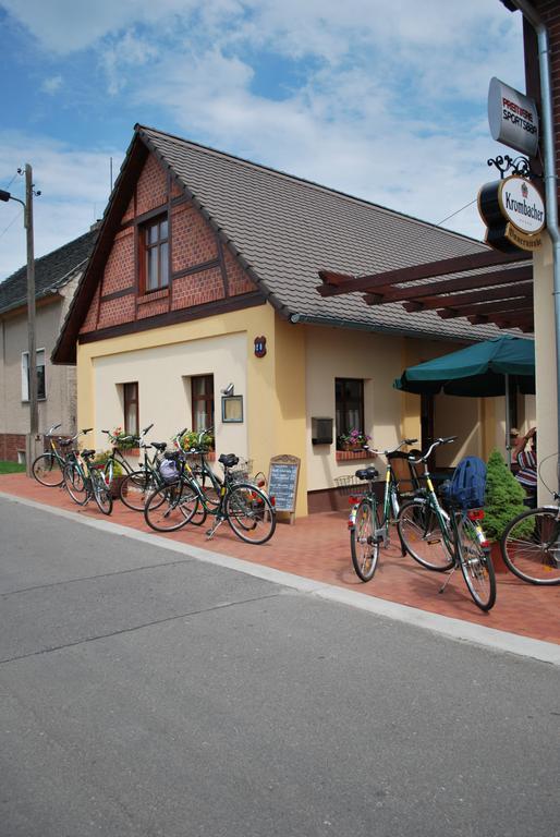 Gasthof Zum Slawen เฟทเชา ภายนอก รูปภาพ